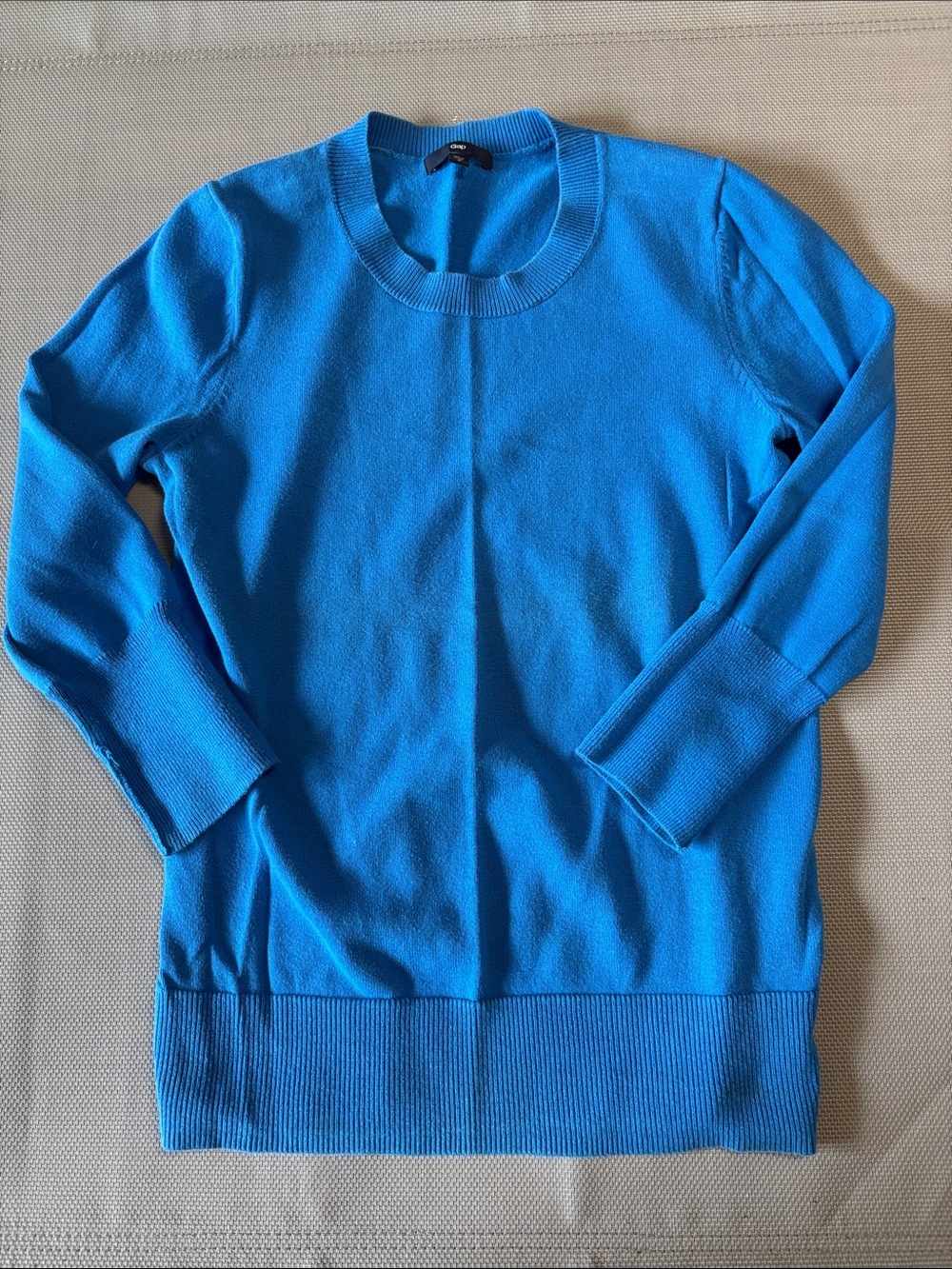 Gap Classic Crewneck Women’s Sweater - Bright Blue 3/4 sleeve sz S cotton EUC